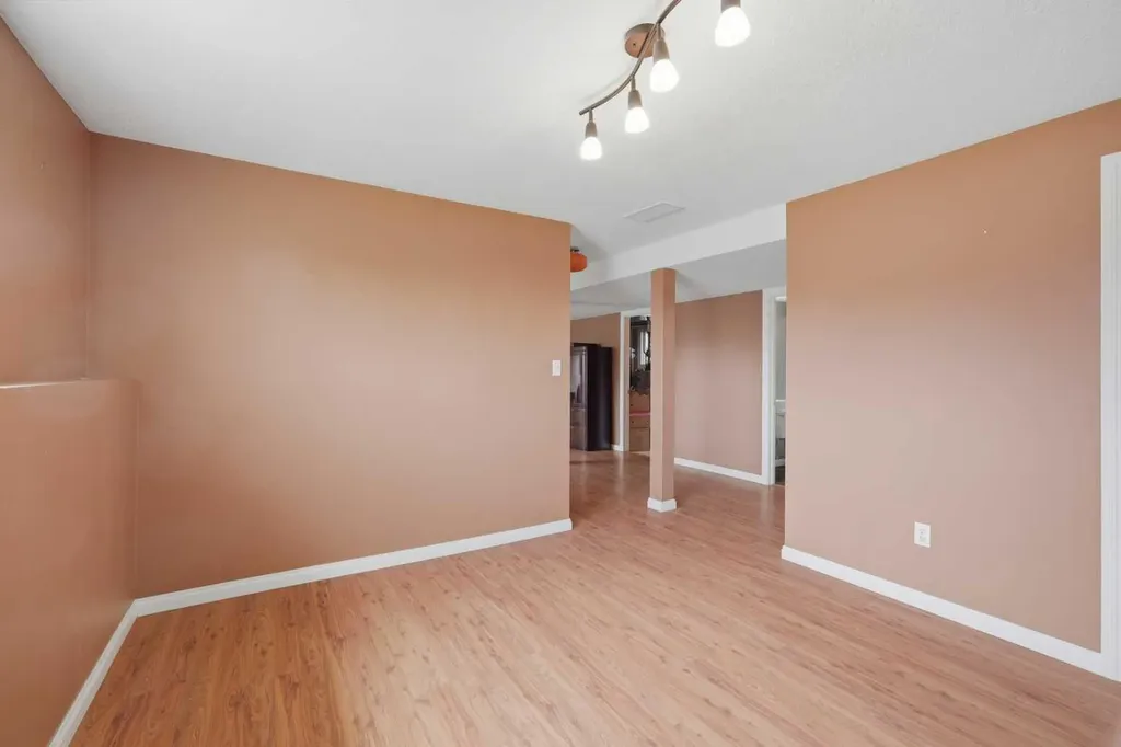 4612 Womacks Road Blackfalds AB T0M 0J0