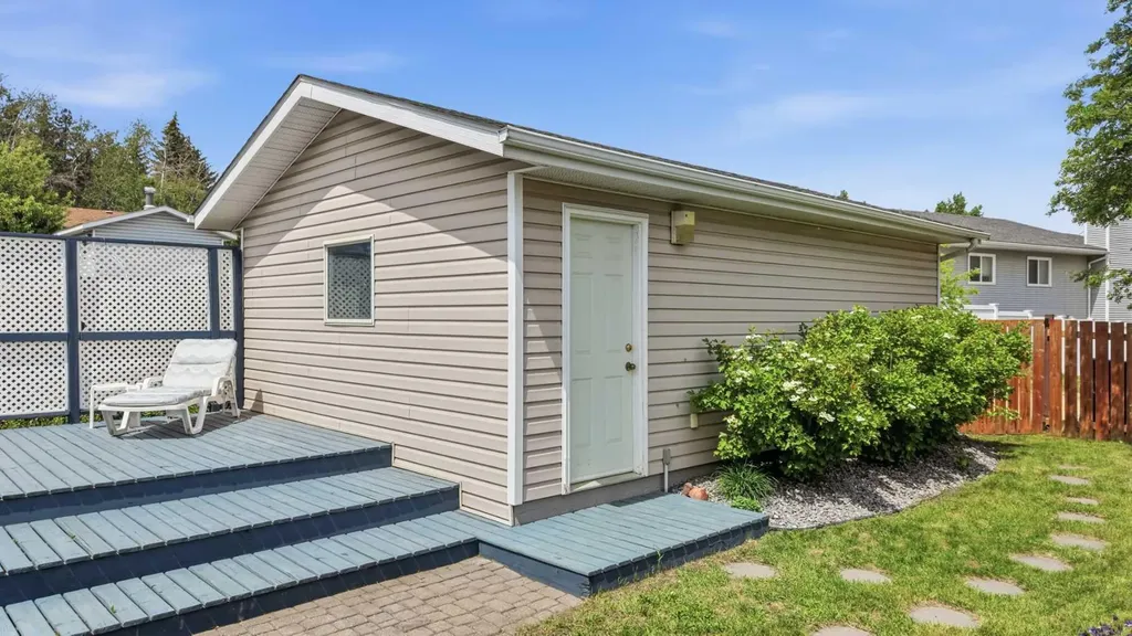 4612 Womacks Road Blackfalds AB T0M 0J0