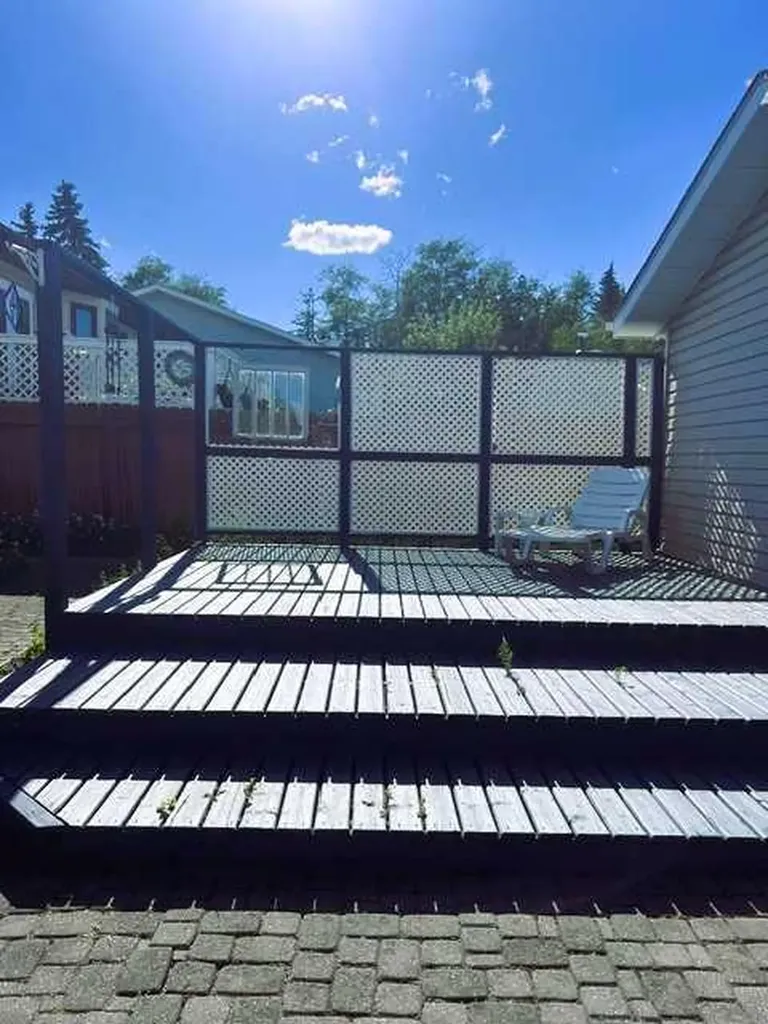 4612 Womacks Road Blackfalds AB T0M 0J0