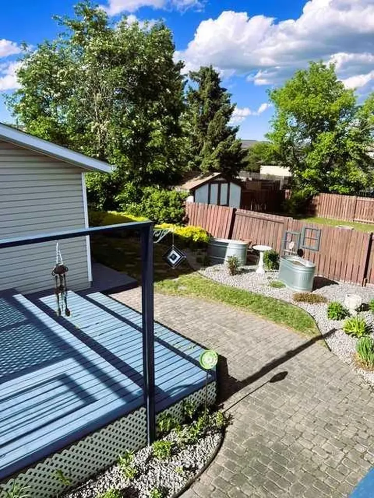 4612 Womacks Road Blackfalds AB T0M 0J0