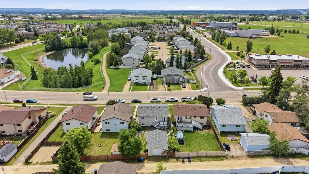 4612 Womacks Road Blackfalds AB T0M 0J0