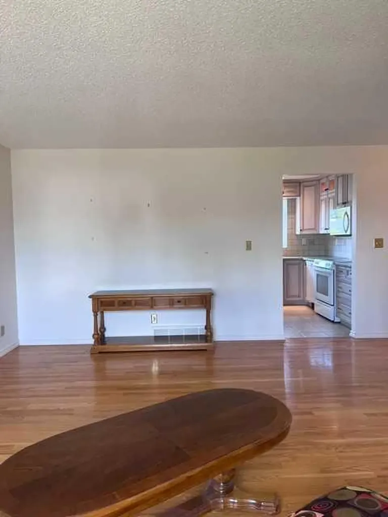 4612 Womacks Road Blackfalds AB T0M 0J0