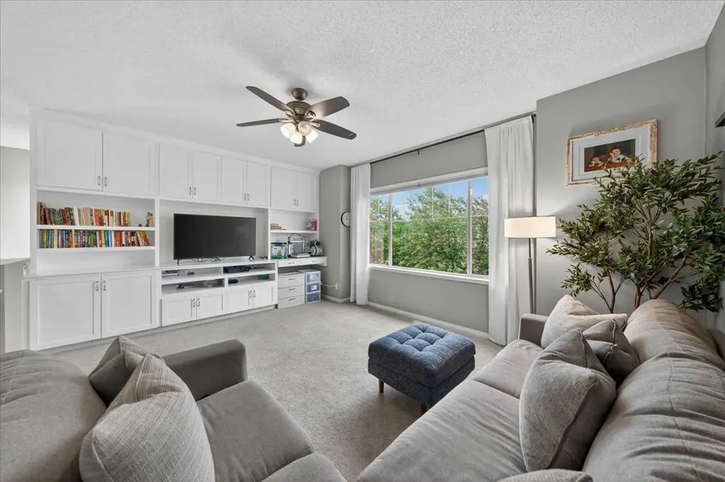 132 Tuscany Meadows Common NW Calgary AB T3L 2N8