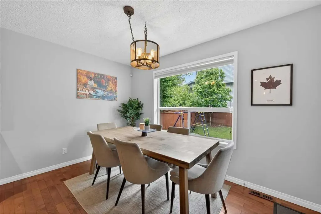 132 Tuscany Meadows Common NW Calgary AB T3L 2N8