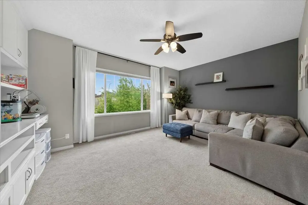 132 Tuscany Meadows Common NW Calgary AB T3L 2N8