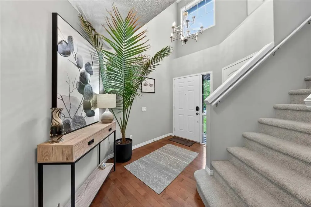 132 Tuscany Meadows Common NW Calgary AB T3L 2N8