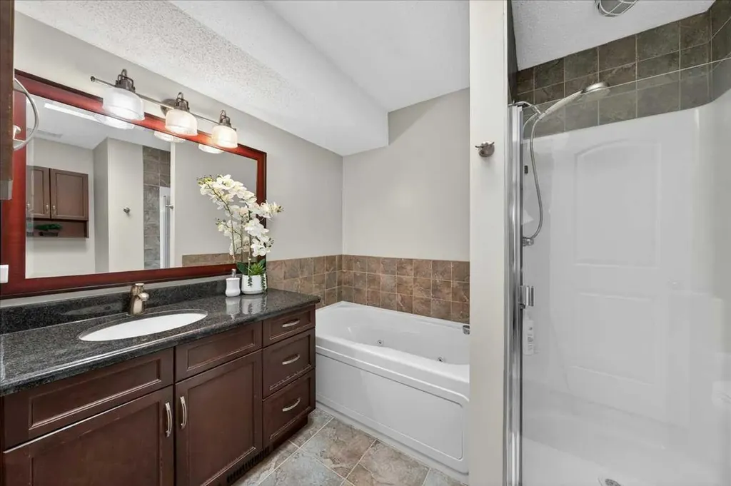 132 Tuscany Meadows Common NW Calgary AB T3L 2N8