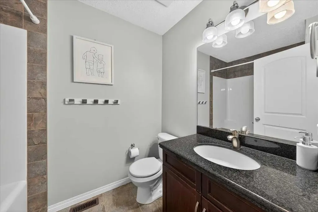 132 Tuscany Meadows Common NW Calgary AB T3L 2N8