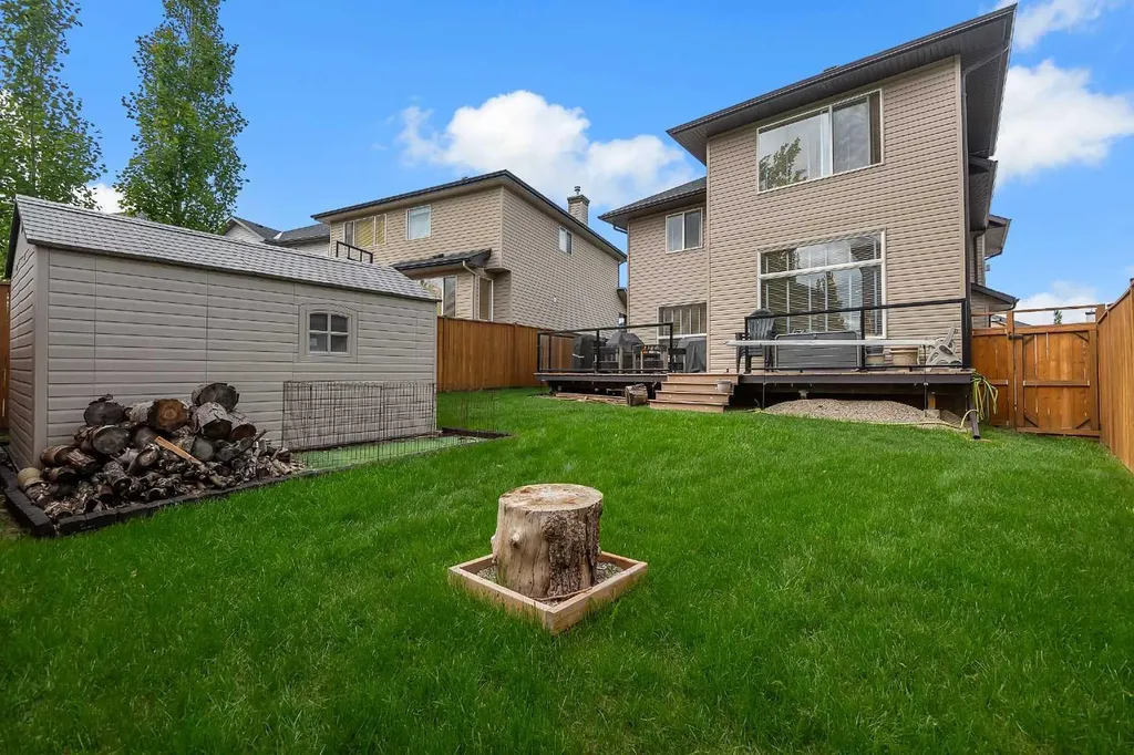 194 Kincora View NW Calgary AB T3R 1M2
