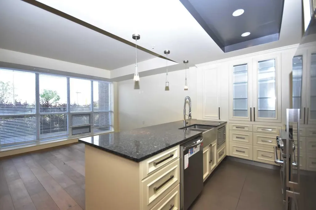 14605 Shawnee Gate SW Calgary AB T2Y 0K4