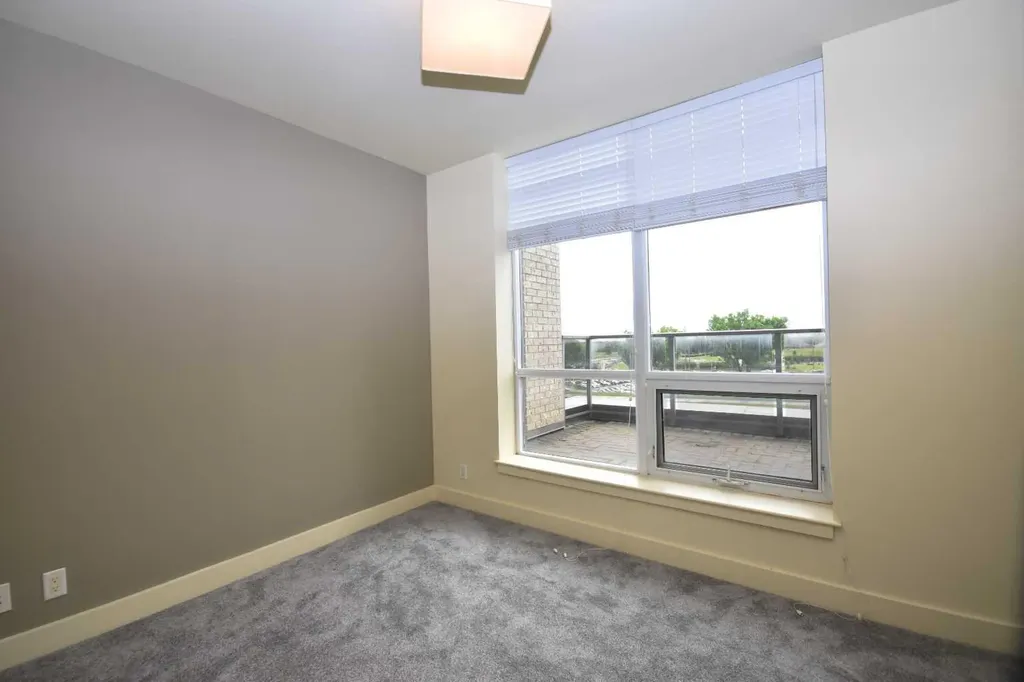 14605 Shawnee Gate SW Calgary AB T2Y 0K4