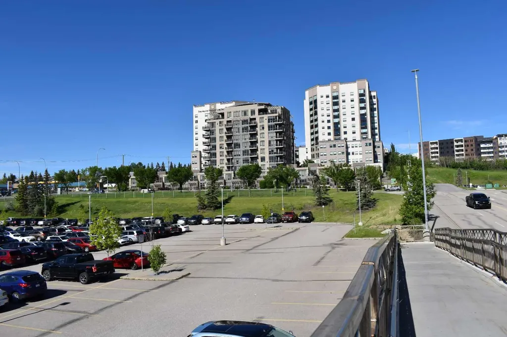 14605 Shawnee Gate SW Calgary AB T2Y 0K4