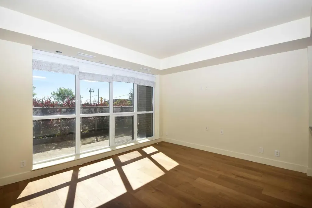 14605 Shawnee Gate SW Calgary AB T2Y 0K4