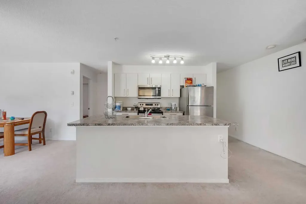 4641 128 Avenue NE Calgary AB T3N1T2