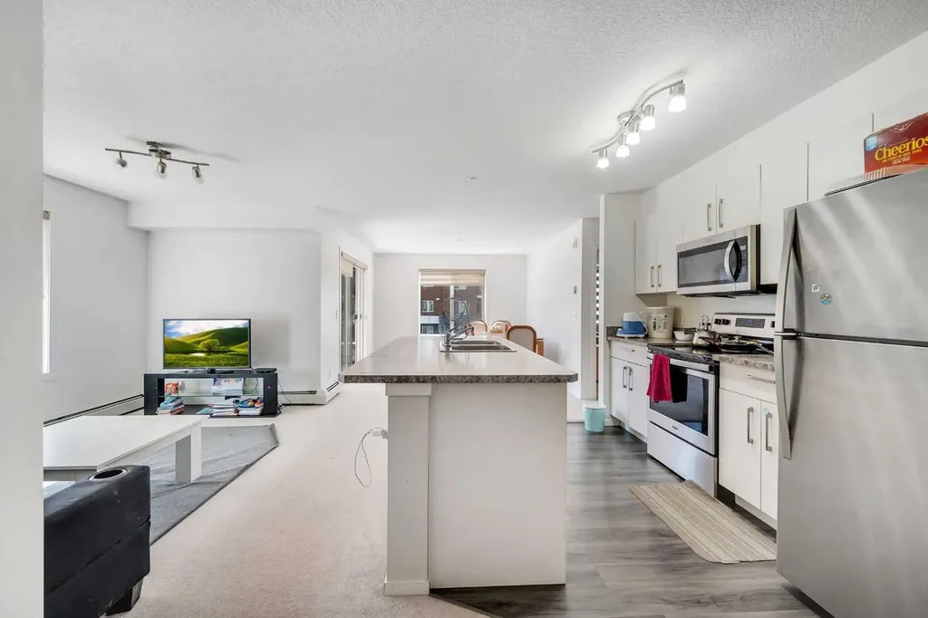 4641 128 Avenue NE Calgary AB T3N1T2