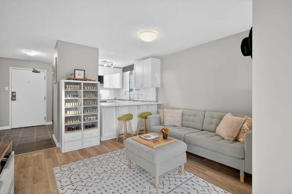 626 15 Avenue SW Calgary AB T2R 0R5