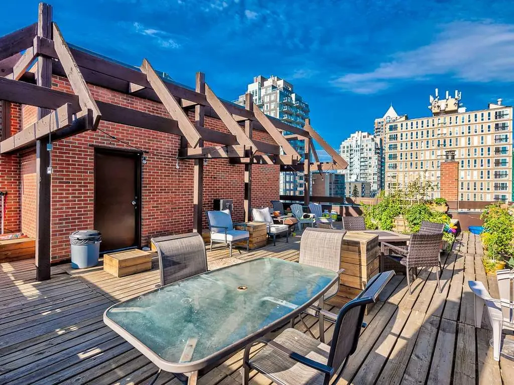626 15 Avenue SW Calgary AB T2R 0R5
