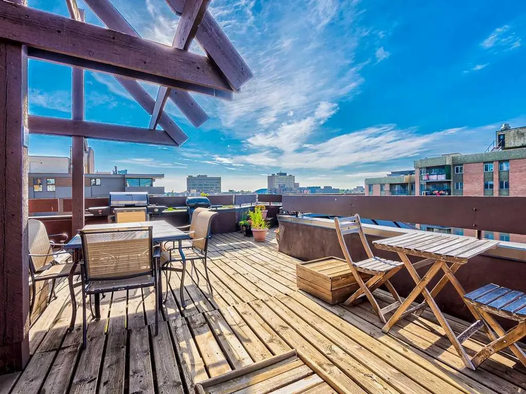 626 15 Avenue SW Calgary AB T2R 0R5