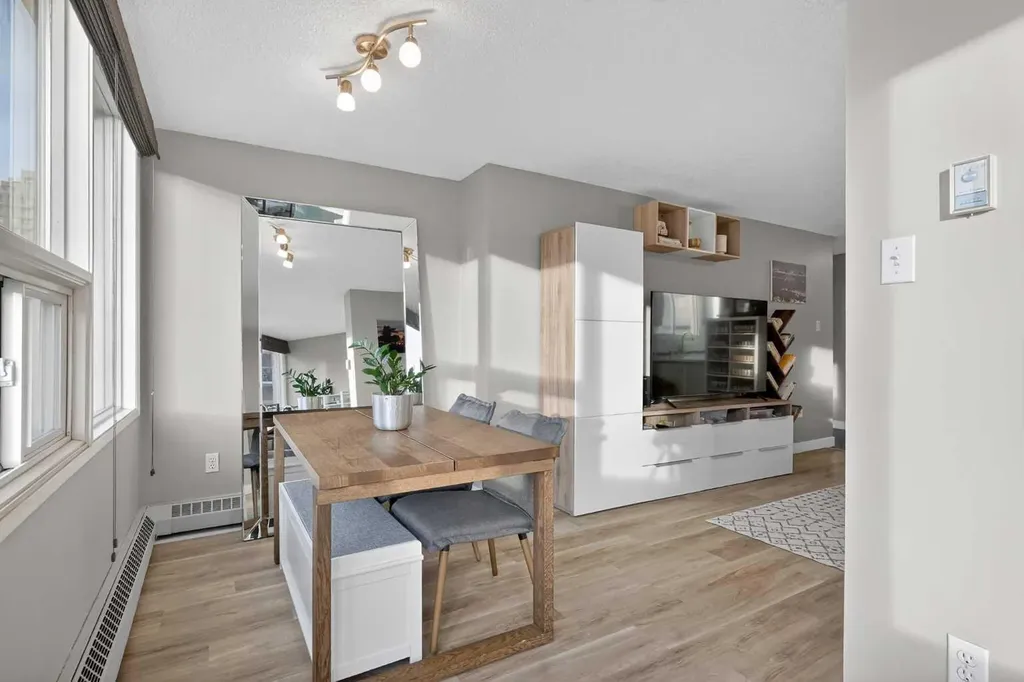 626 15 Avenue SW Calgary AB T2R 0R5