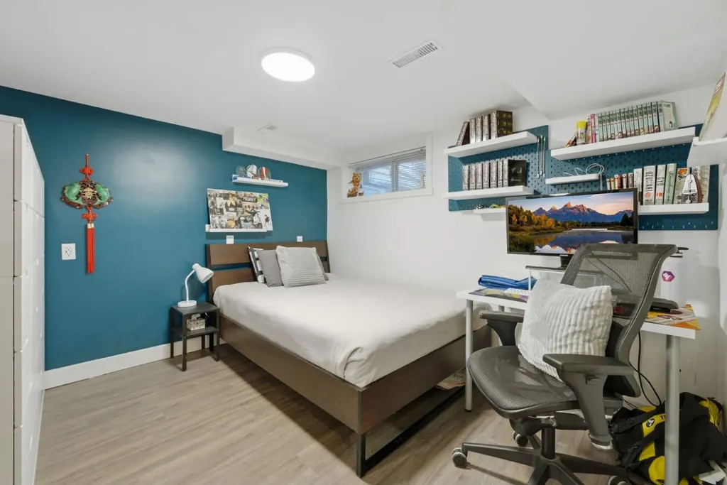 4037 42 Street NW Calgary AB T3A 2M9