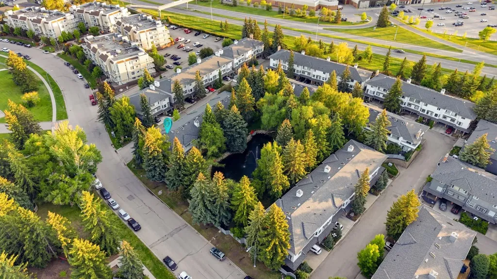 4037 42 Street NW Calgary AB T3A 2M9