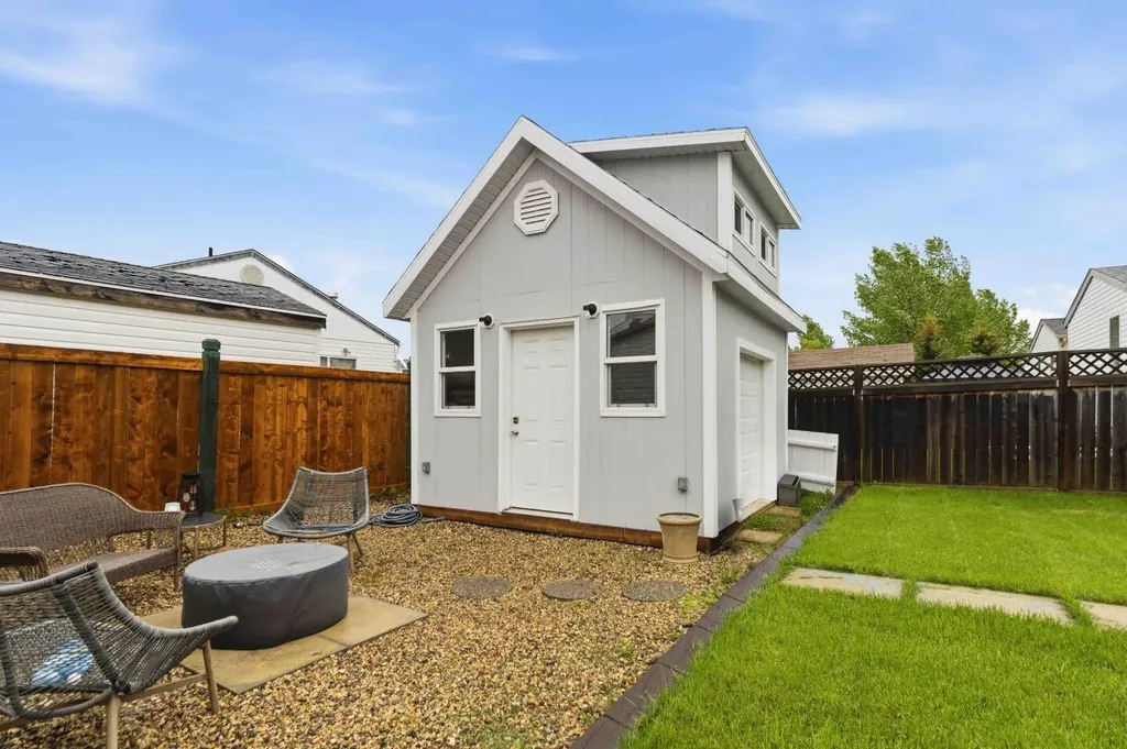 197 Black Bear Crescent Fort Mcmurray AB T9K2J5