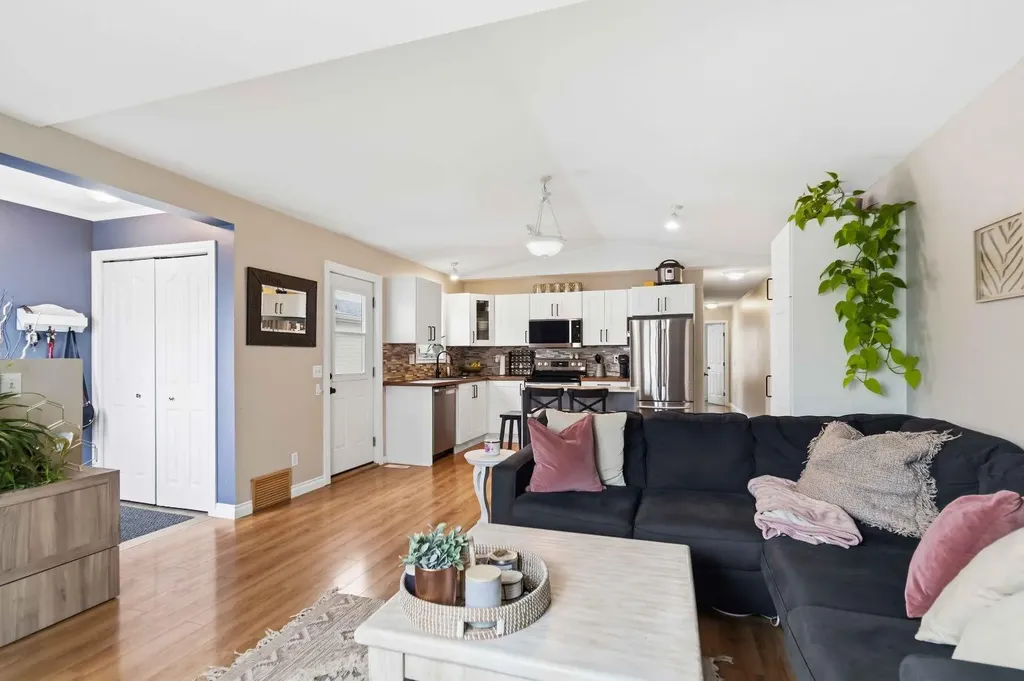 197 Black Bear Crescent Fort Mcmurray AB T9K2J5