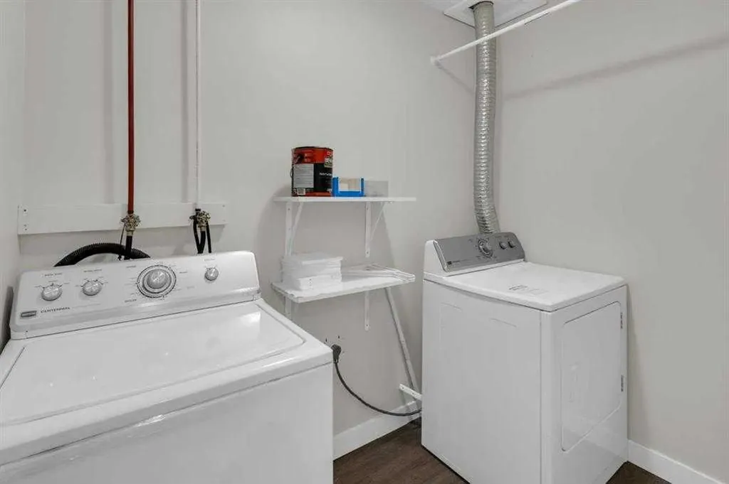 24 Royal Birch Park NW Calgary AB T3G 0B8