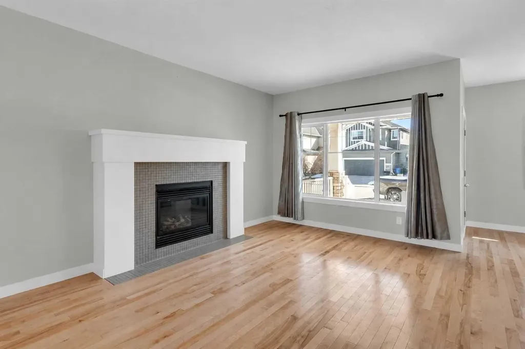 24 Royal Birch Park NW Calgary AB T3G 0B8
