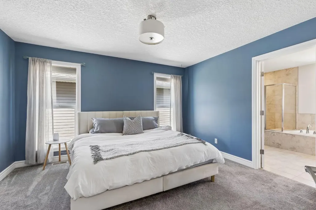 295 Willow Corner Cochrane AB T4C 0W1