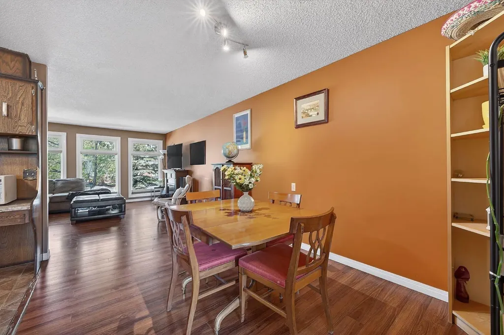 408 Rundleville Place NE Calgary AB T1Y2T4