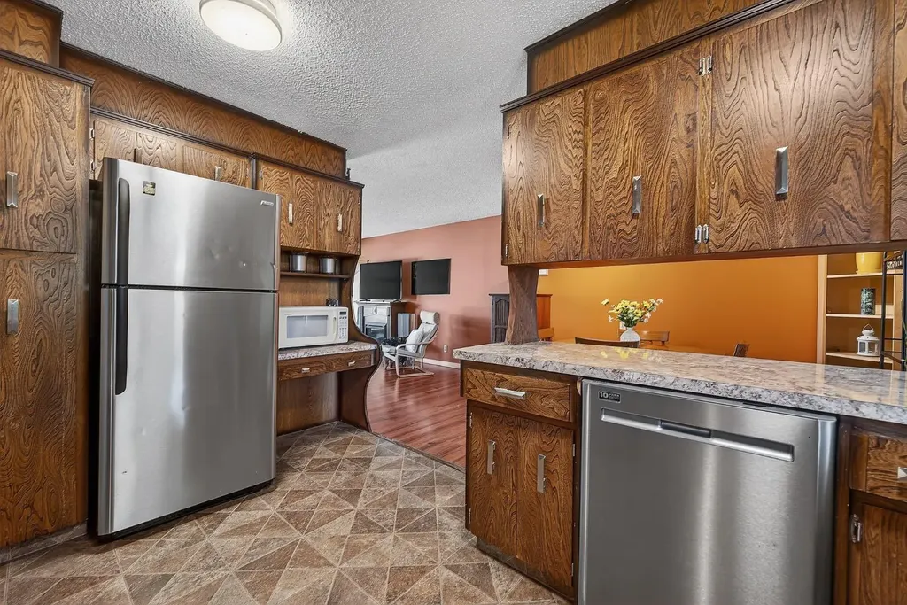 408 Rundleville Place NE Calgary AB T1Y2T4