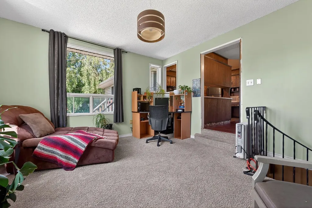 408 Rundleville Place NE Calgary AB T1Y2T4