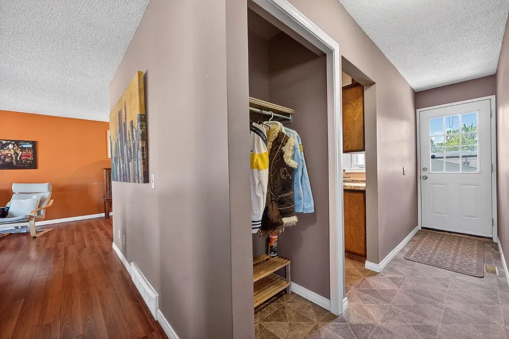408 Rundleville Place NE Calgary AB T1Y2T4