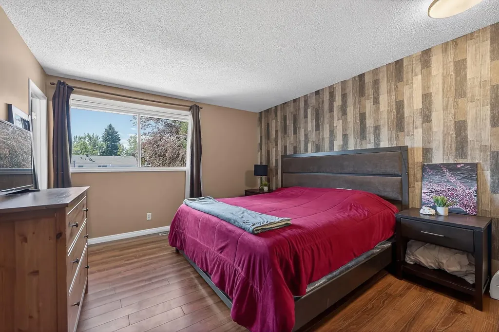 408 Rundleville Place NE Calgary AB T1Y2T4