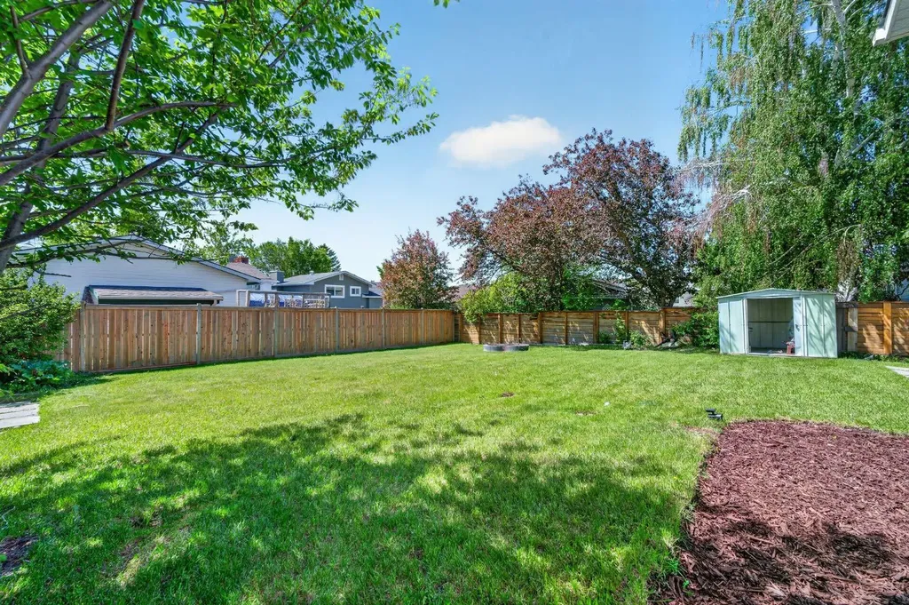 408 Rundleville Place NE Calgary AB T1Y2T4