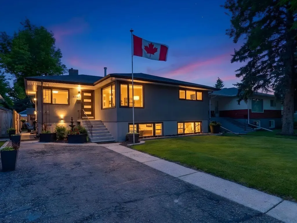3723 2 Street NW Calgary AB T2K0Y5