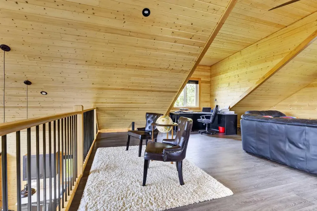 33445 Highway 587 Rural Mountain View County AB T0M 1X0
