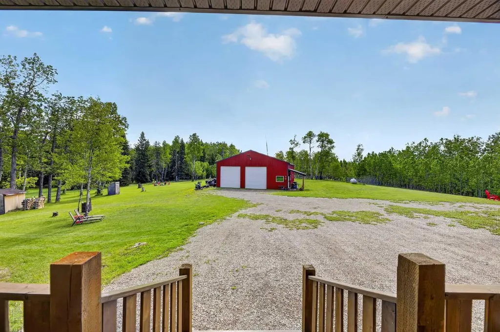 33445 Highway 587 Rural Mountain View County AB T0M 1X0