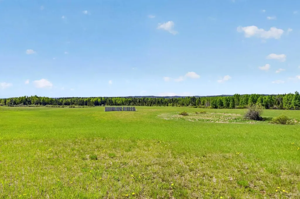 33445 Highway 587 Rural Mountain View County AB T0M 1X0