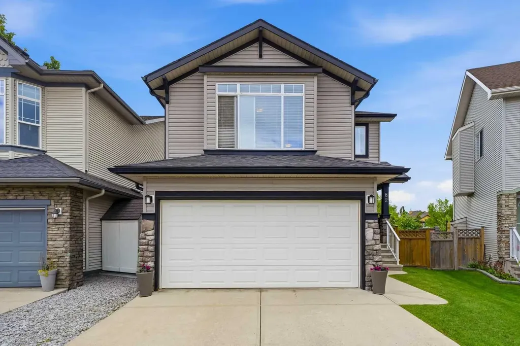 82 Springborough Point SW Calgary AB T3H 5M9