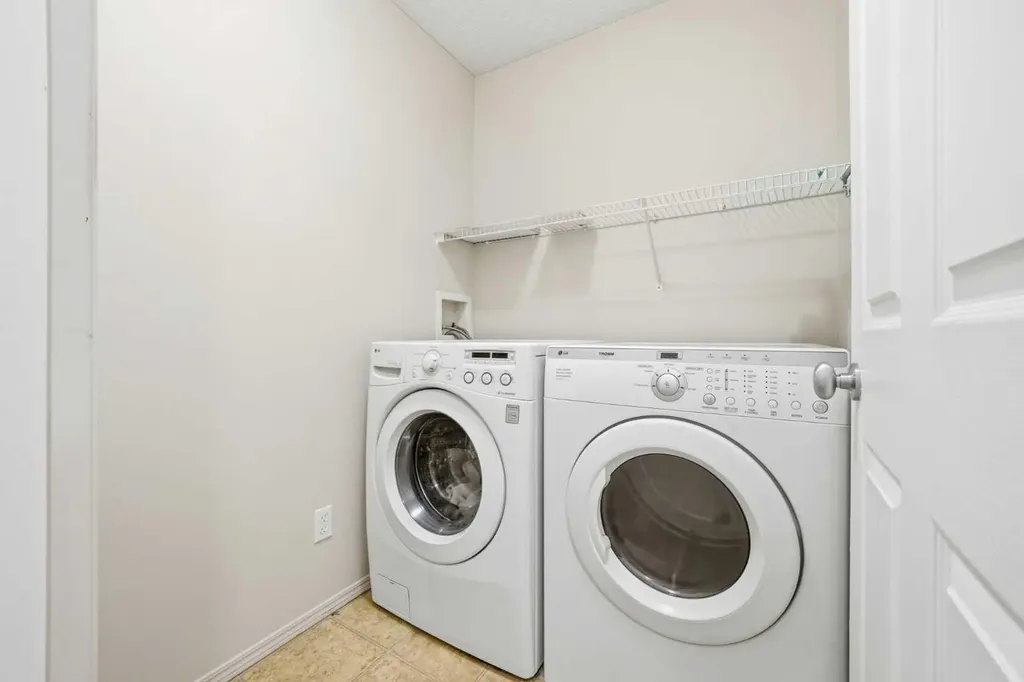 82 Springborough Point SW Calgary AB T3H 5M9