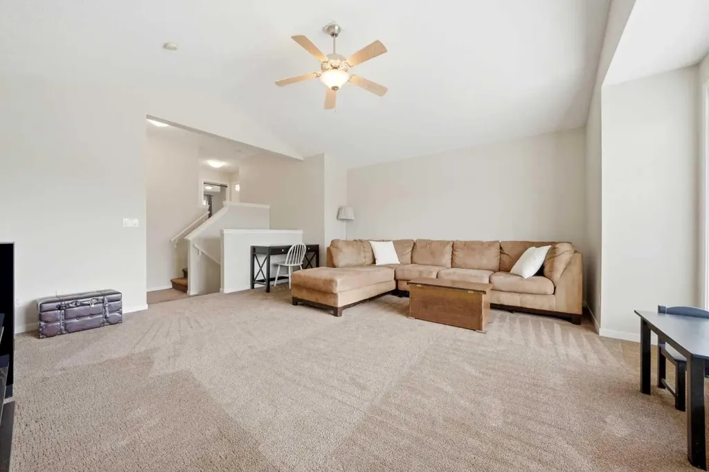 82 Springborough Point SW Calgary AB T3H 5M9
