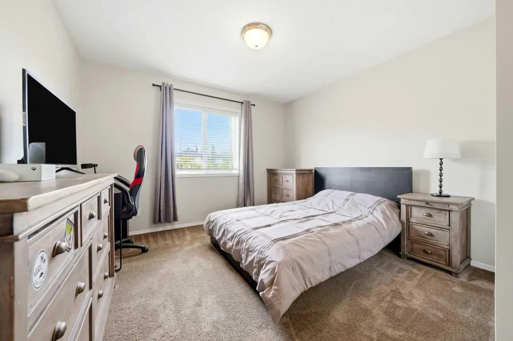 82 Springborough Point SW Calgary AB T3H 5M9