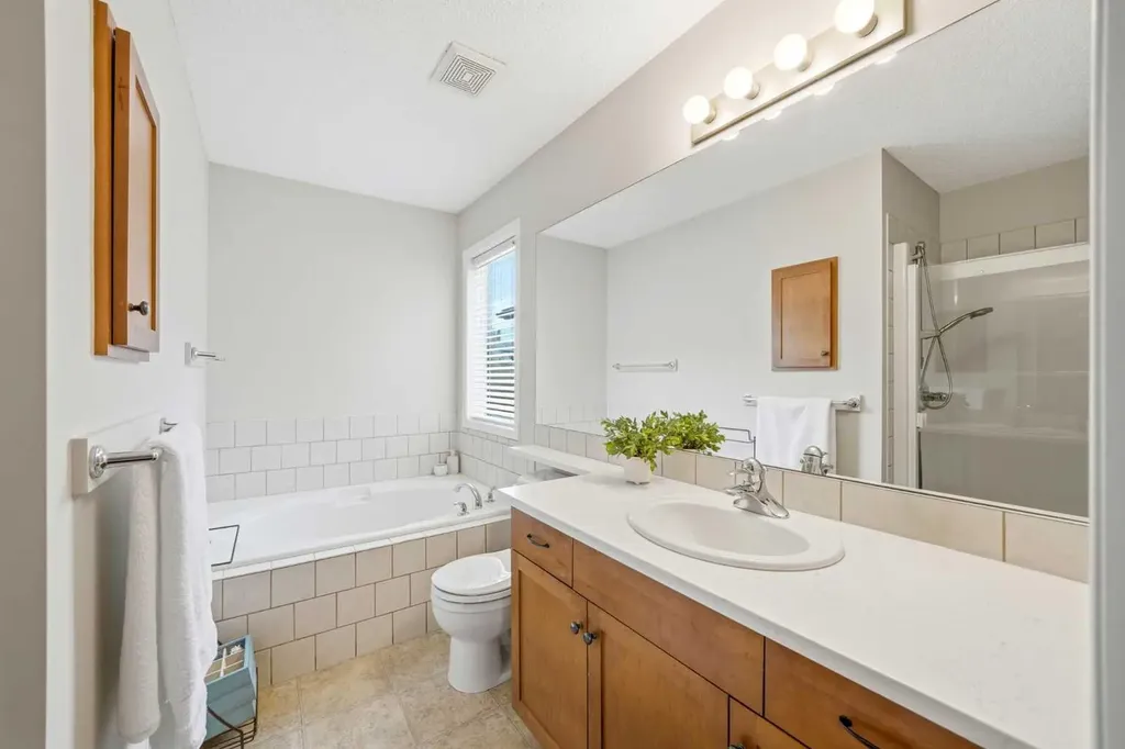 82 Springborough Point SW Calgary AB T3H 5M9