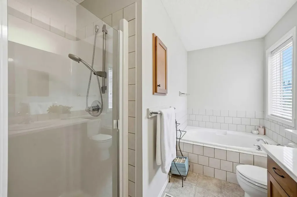 82 Springborough Point SW Calgary AB T3H 5M9
