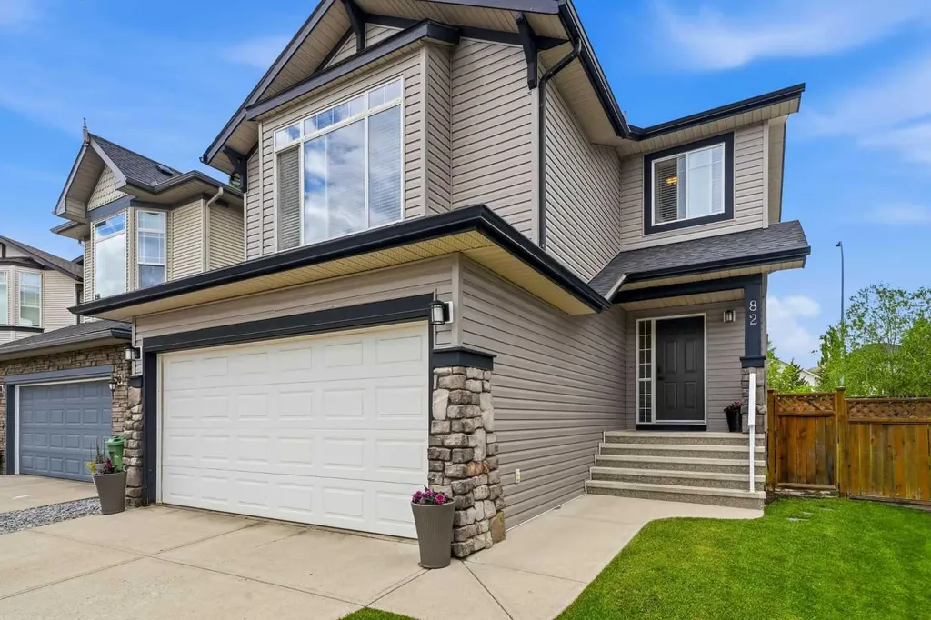82 Springborough Point SW Calgary AB T3H 5M9