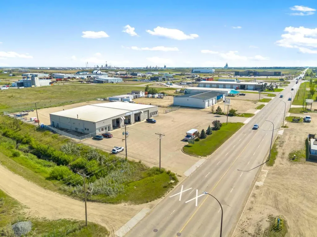 4807 40 Avenue Lloydminster SK S9V 2B7