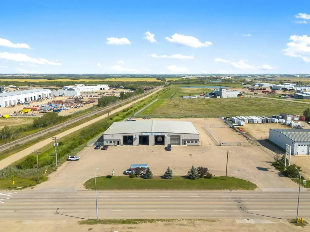 4807 40 Avenue Lloydminster SK S9V 2B7