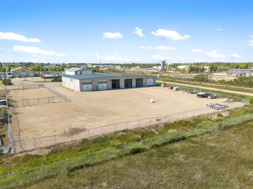 4807 40 Avenue Lloydminster SK S9V 2B7